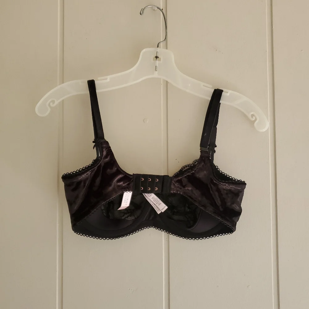 Victoria's Secret Bra 34DD Dream Angels Push-Up Without Padding Black Velvet